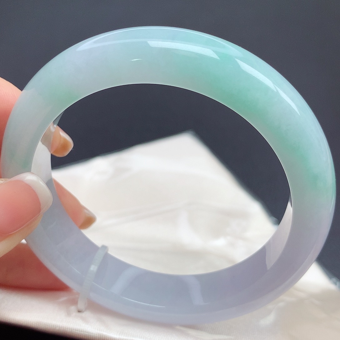 翡翠手镯未镶嵌1009n n n n n n