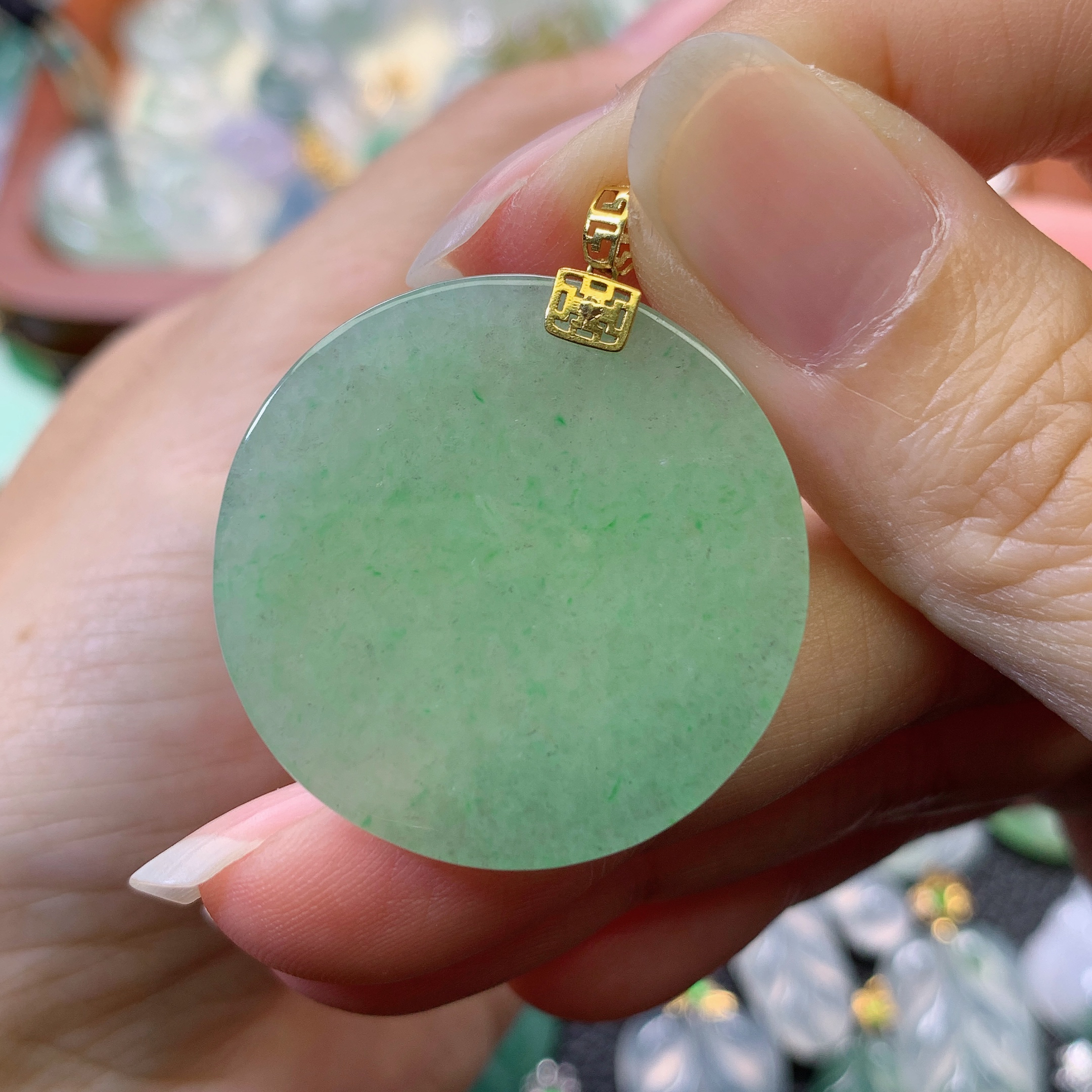 缅甸天然翡翠a后18k金无事牌吊坠30×2.9