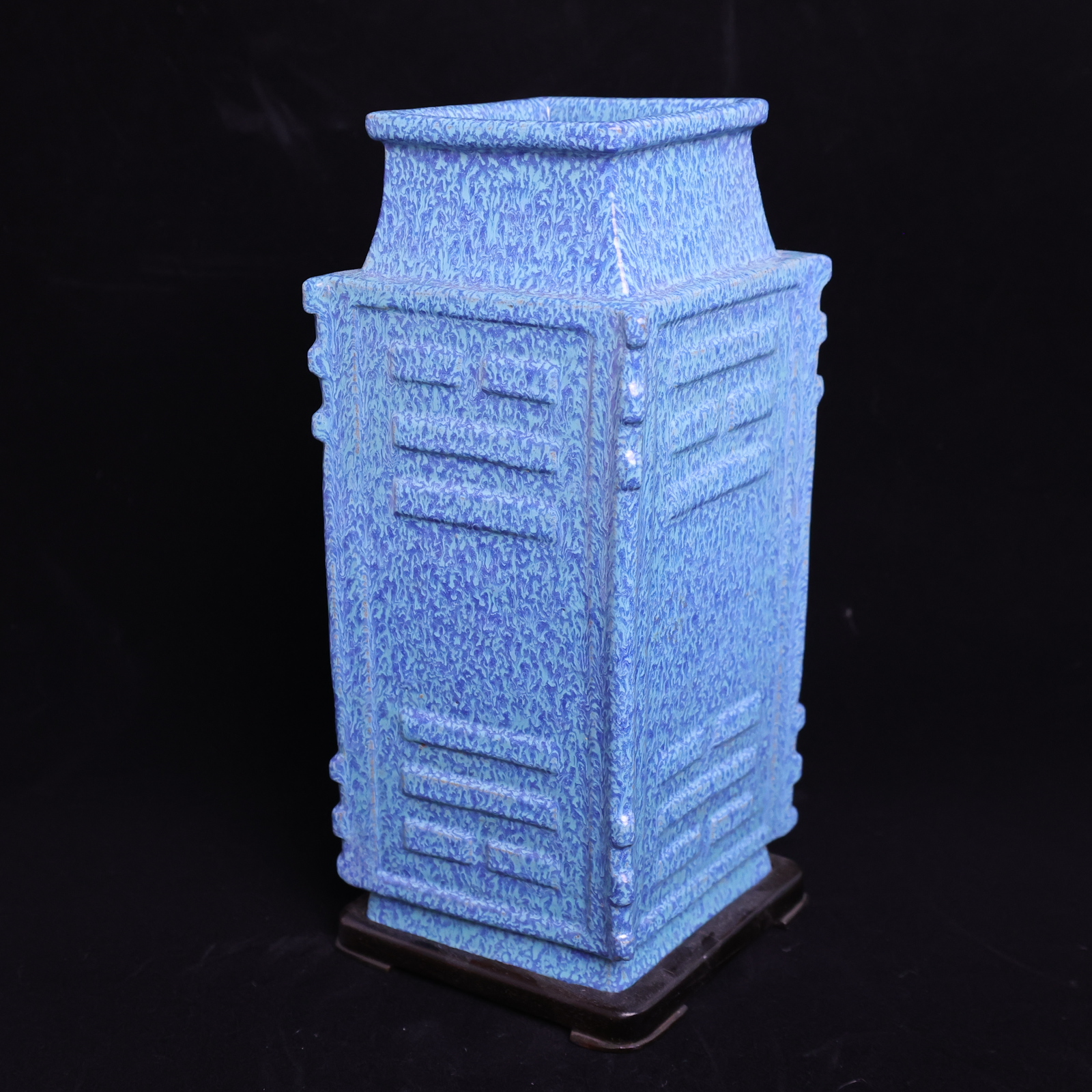 清 乾隆八卦依角炉均釉瓶