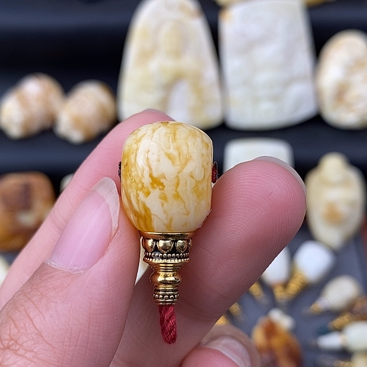 辉***し琥珀未镶嵌裸石13三通d19