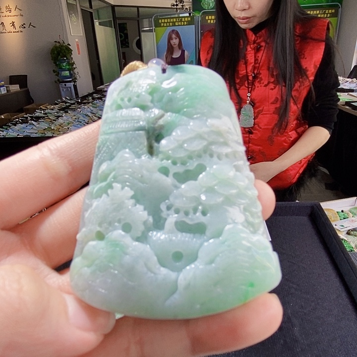 颈饰未镶嵌翡翠翡翠