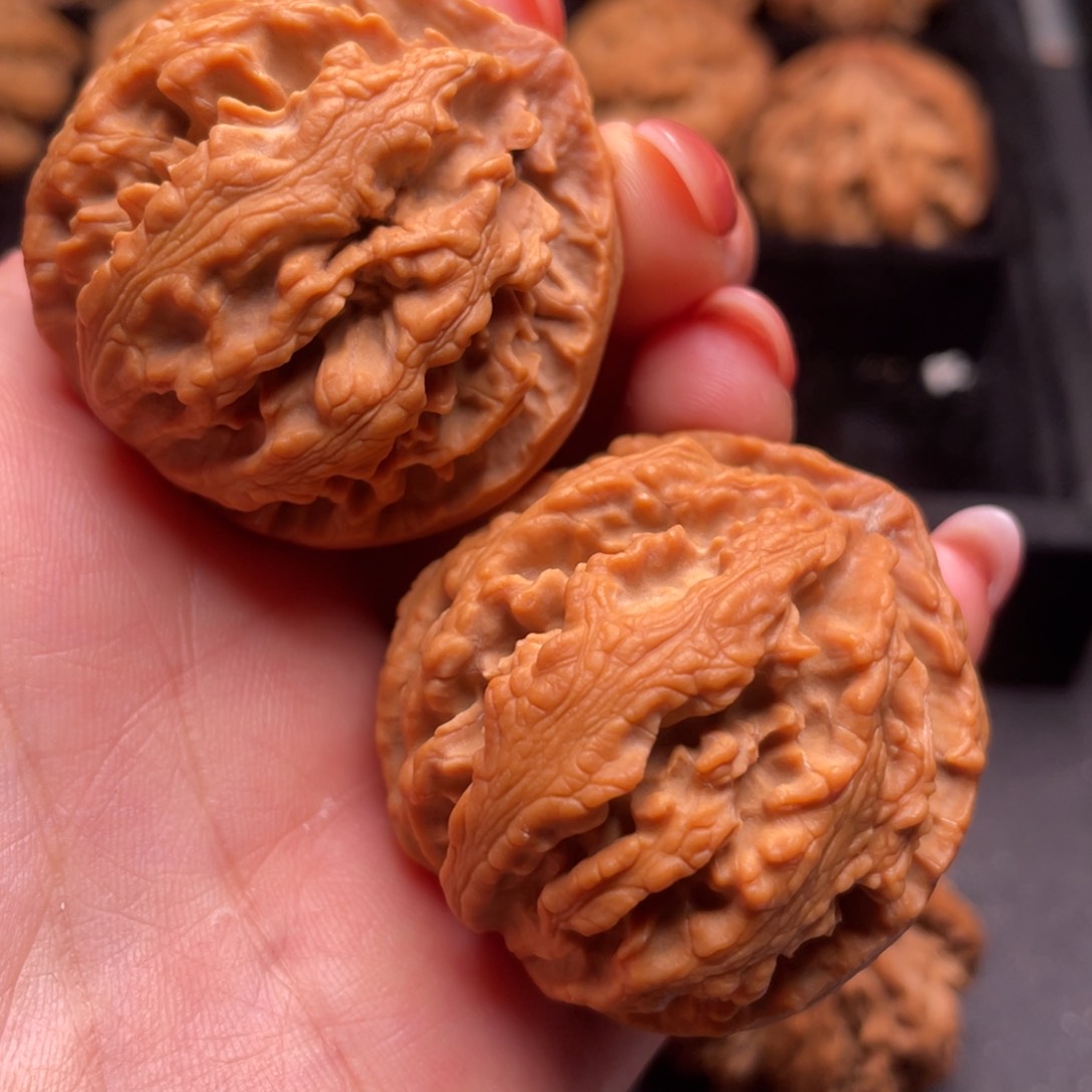 文玩核桃吊坠1111