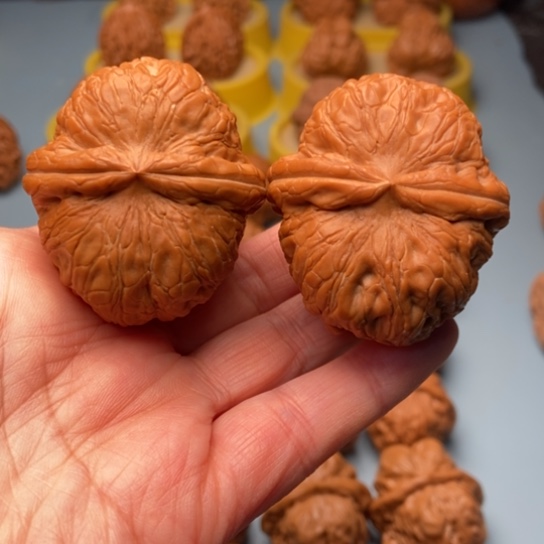 文玩核桃吊坠元宝 46