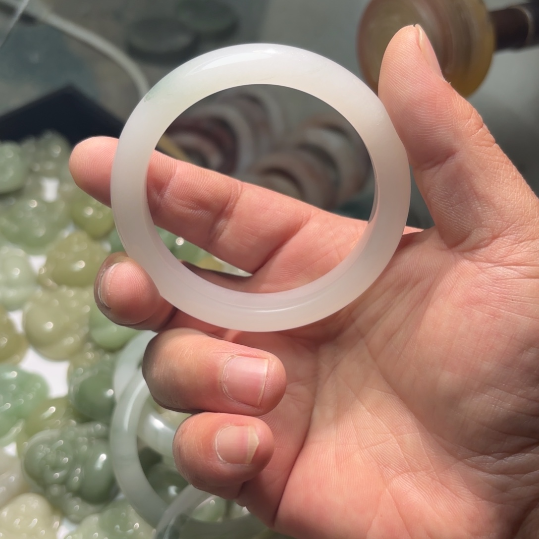 夜***z东陵石未镶嵌手镯