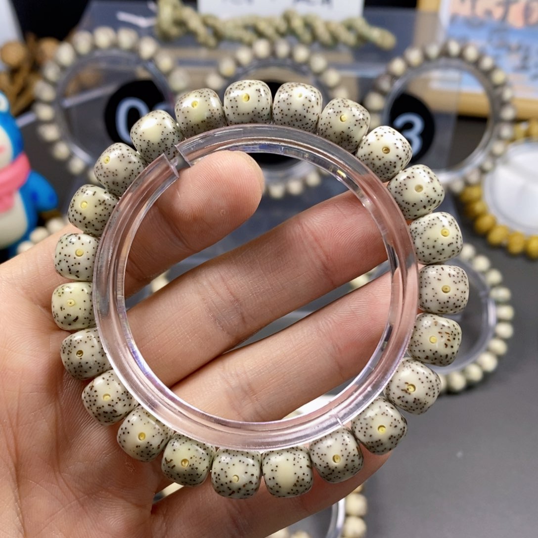 星月菩提手串10星点货
