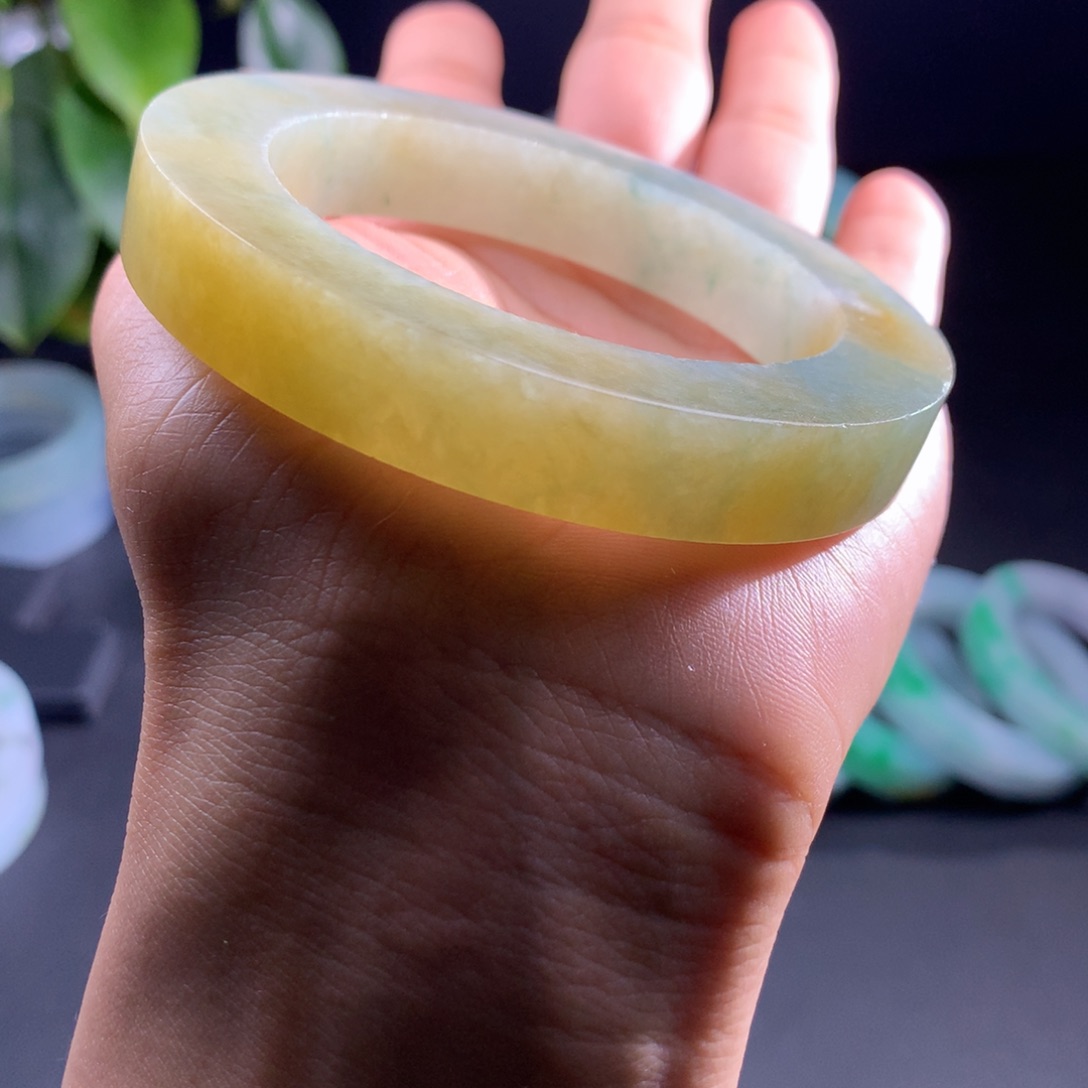 定制翡翠手镯未镶嵌六*?