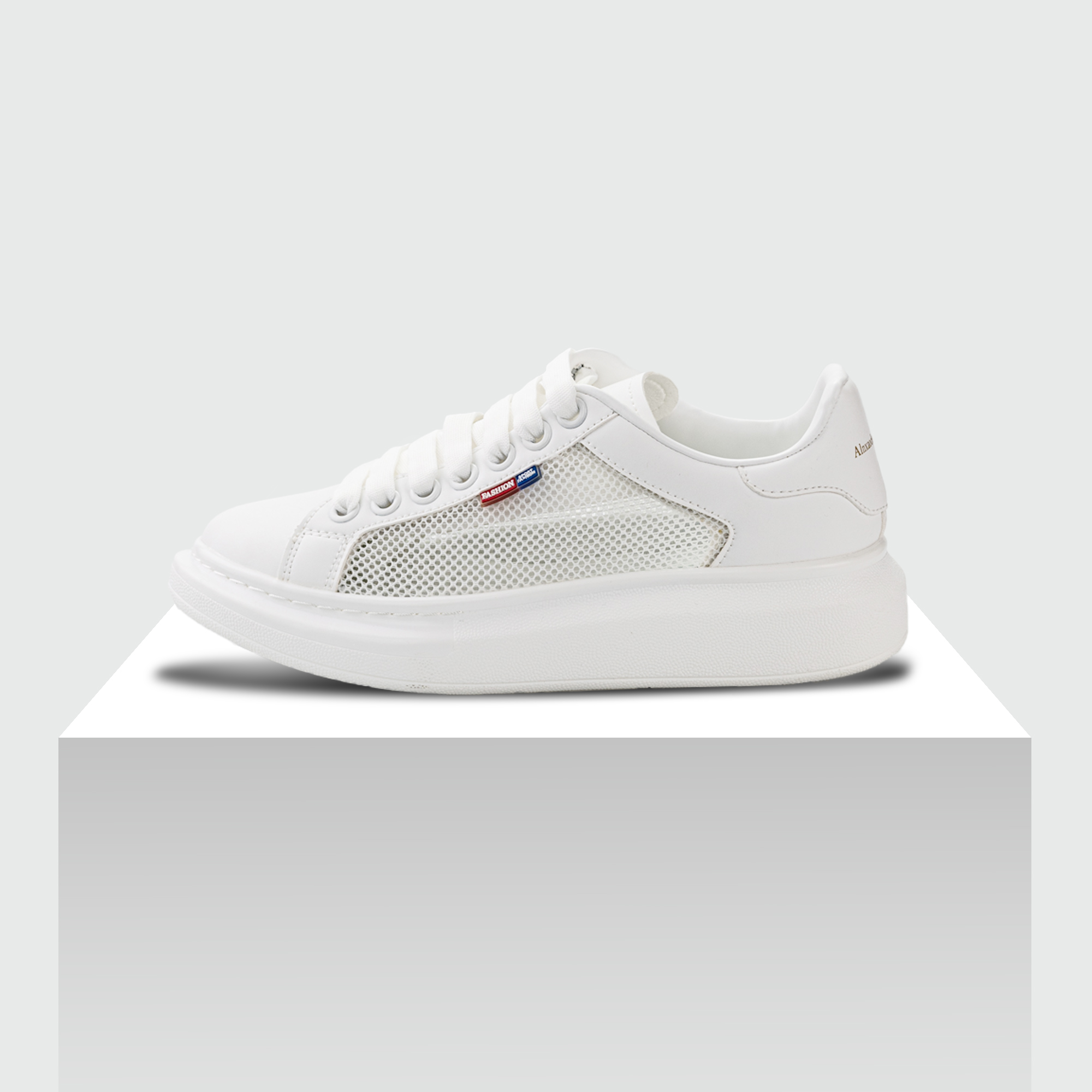 炫彩小白鞋男女同款百搭白配厚底增高鞋时尚潮流2025新款情侣板鞋