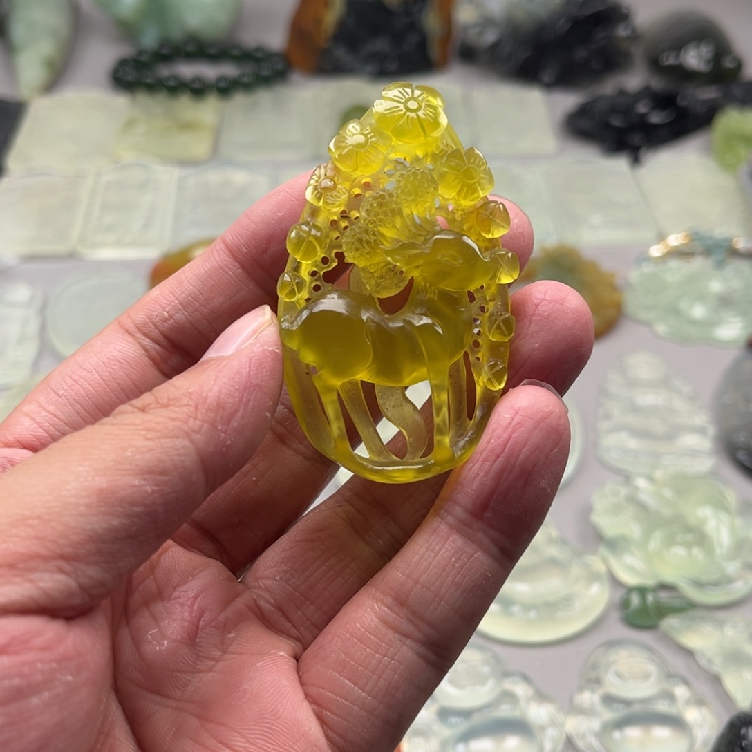 未镶嵌蛇纹石玉颈饰