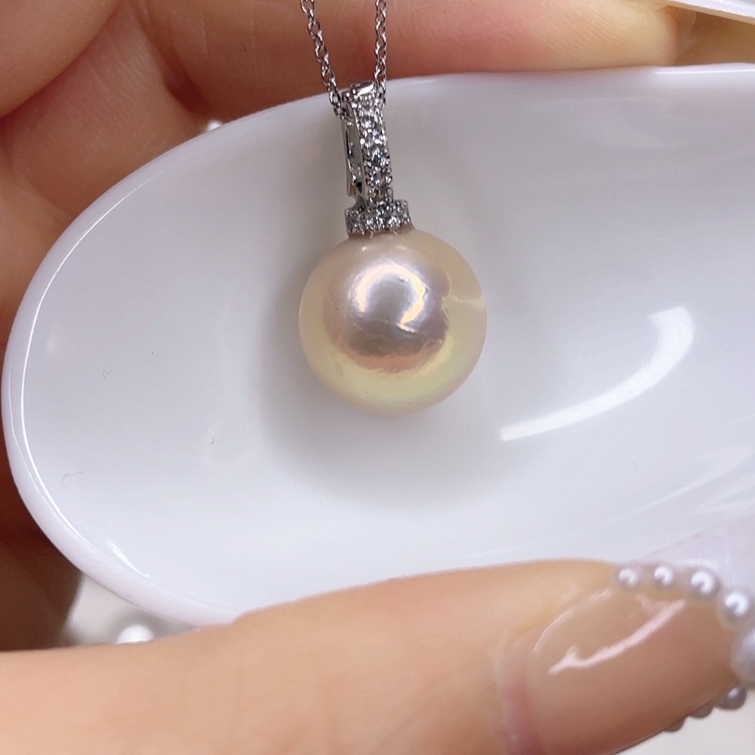 淡水珍珠吊坠(赠链)未镶嵌