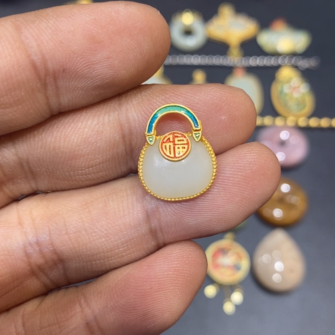 和田玉颈饰银S925镀金镶嵌