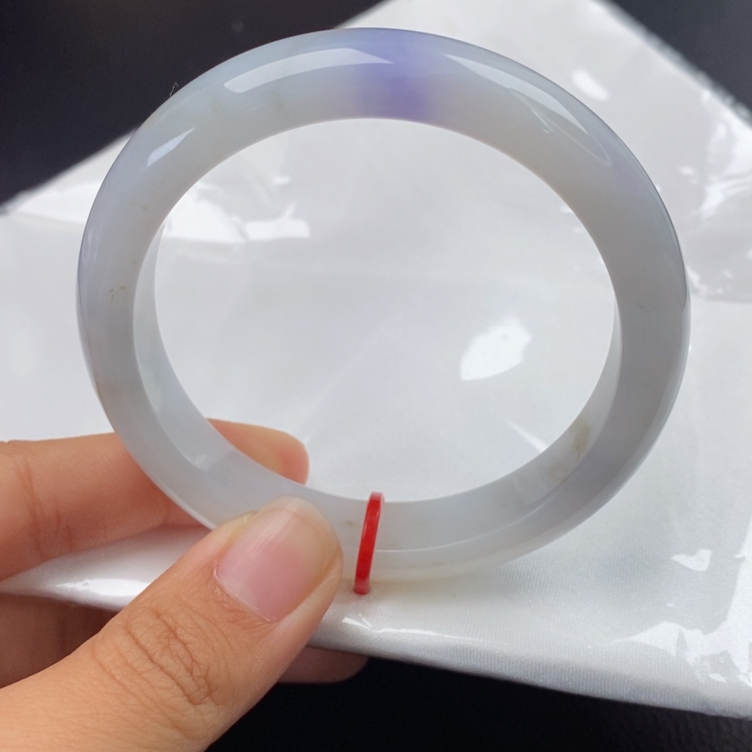 翡翠手镯未镶嵌正圈