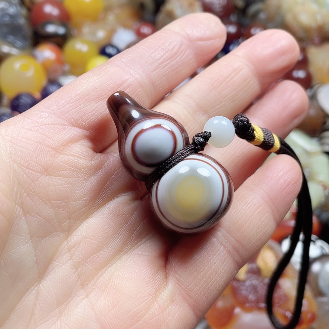 玛瑙/玉髓挂件未镶嵌