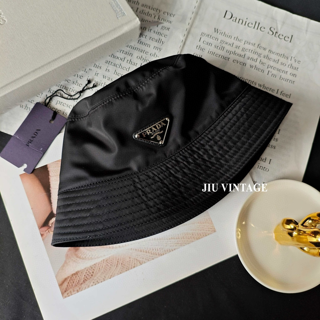 99新 Prada/普拉达 黑色渔夫帽BJM2-7291