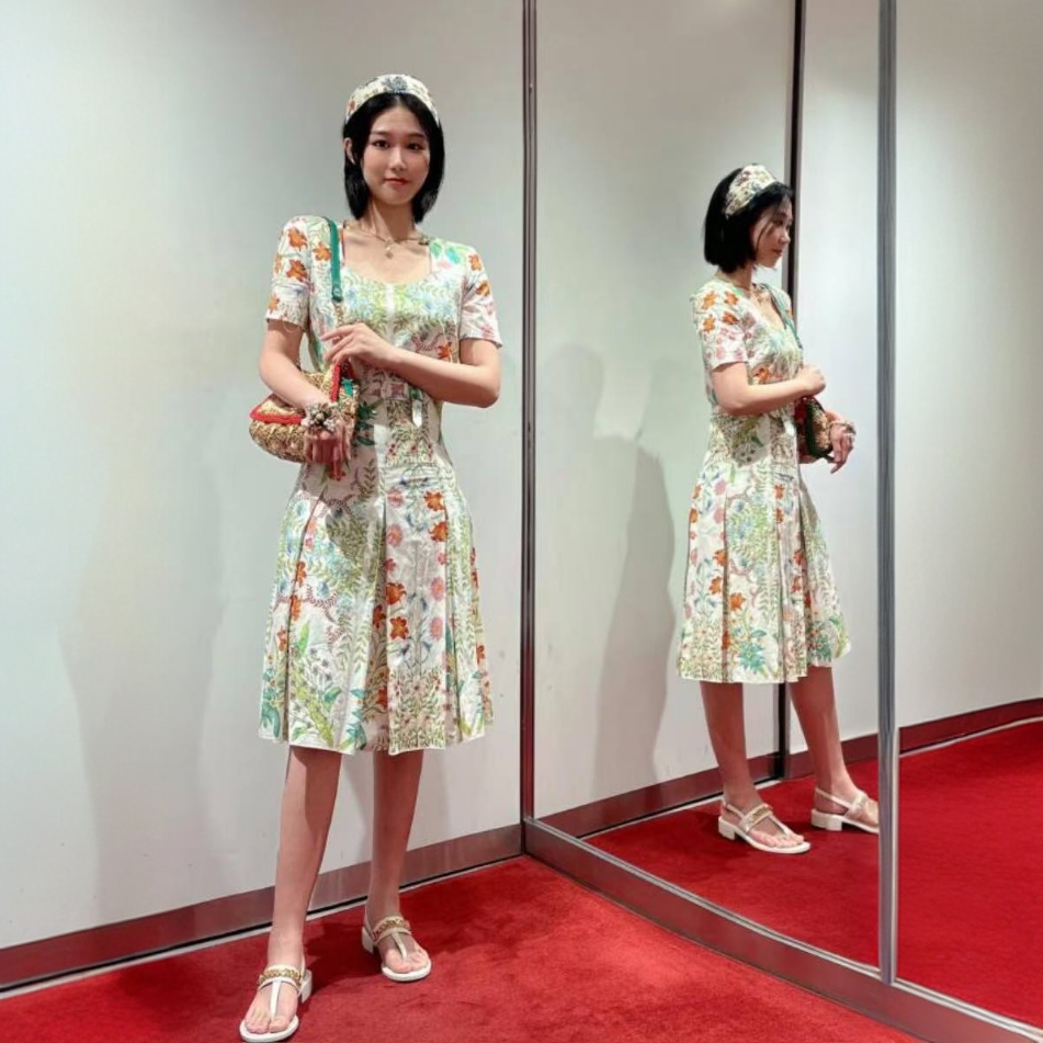 95新 GUCCI/古驰  海囤/古驰连衣裙/42码/csc66203