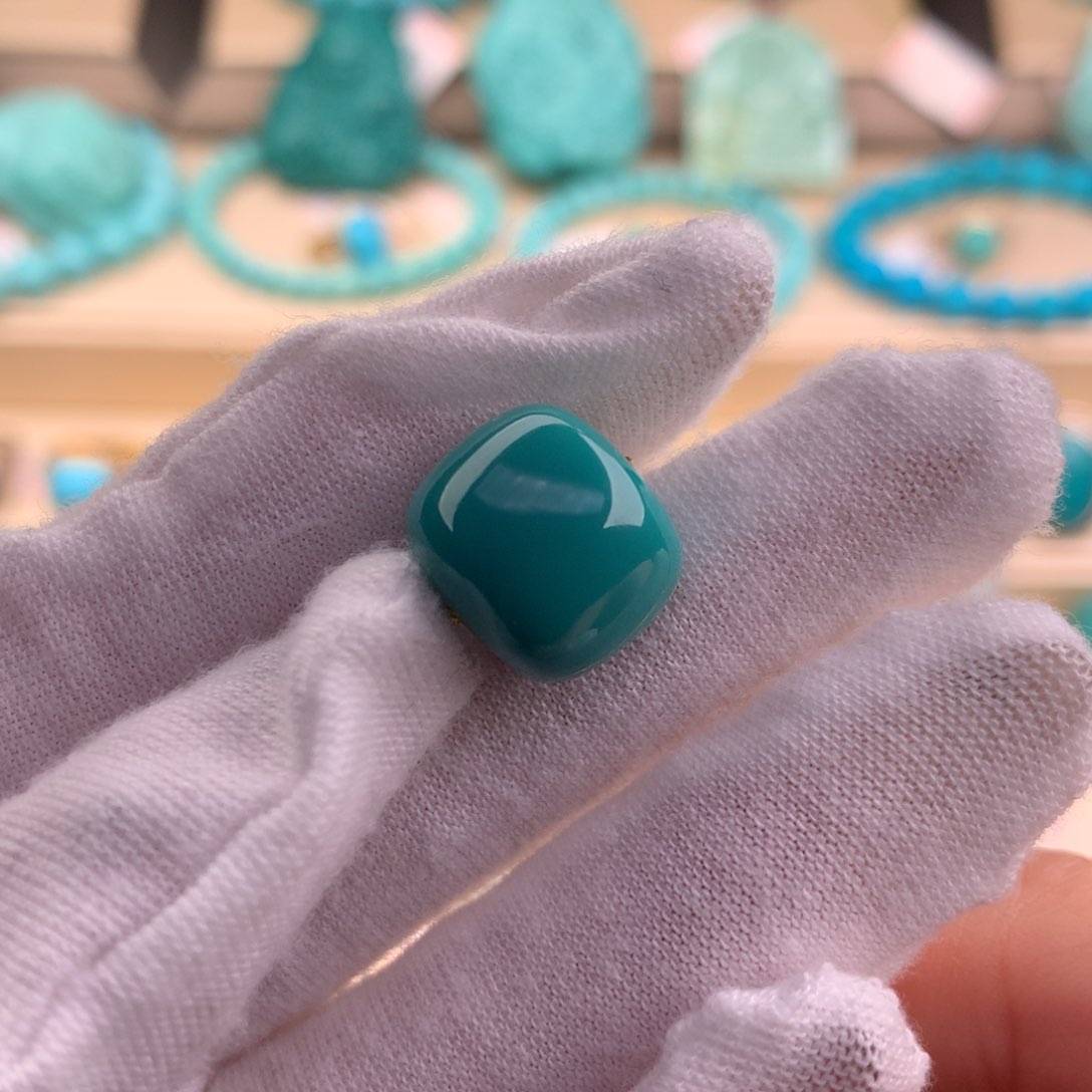 绿松石珠宝奇石未镶嵌13.7*11.9mm