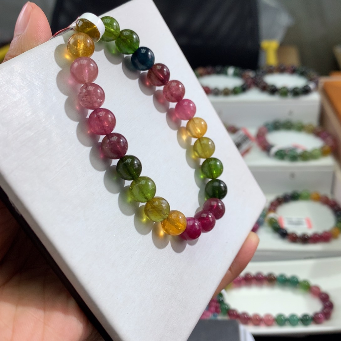碧玺手链未镶嵌   8mm。     