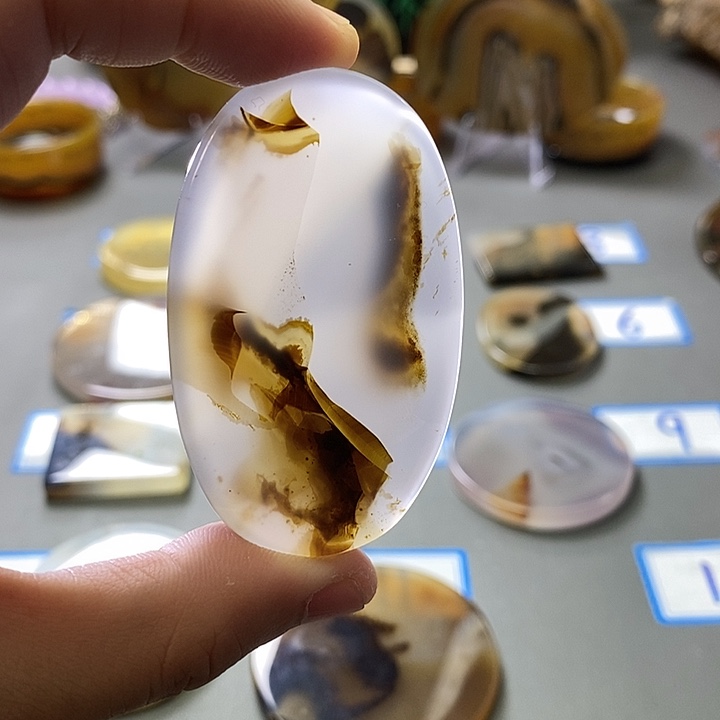 玛瑙/玉髓未镶嵌珠宝半成品93