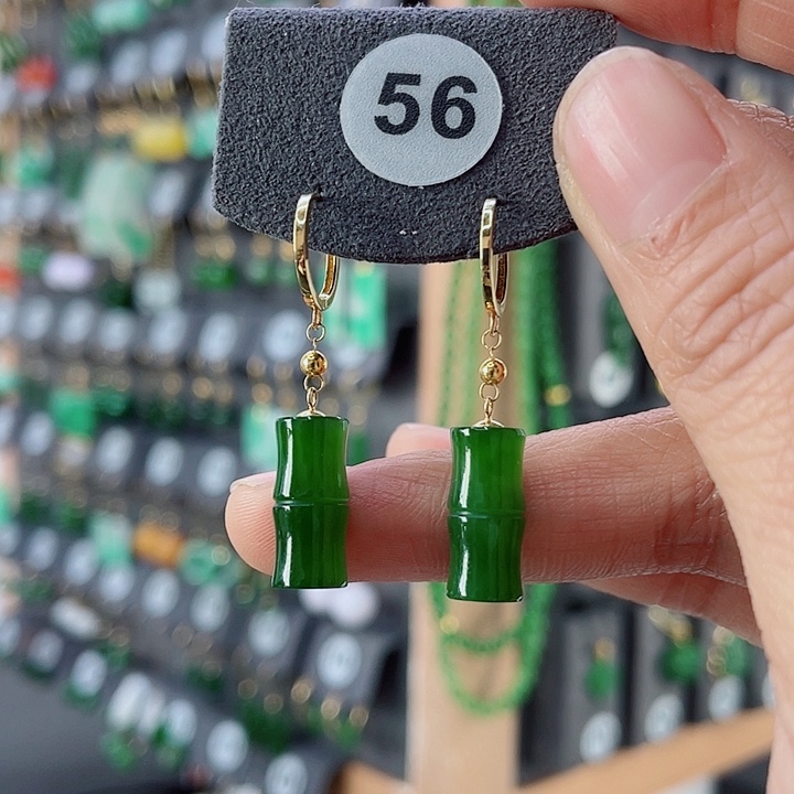 18K金镶嵌和田玉耳饰