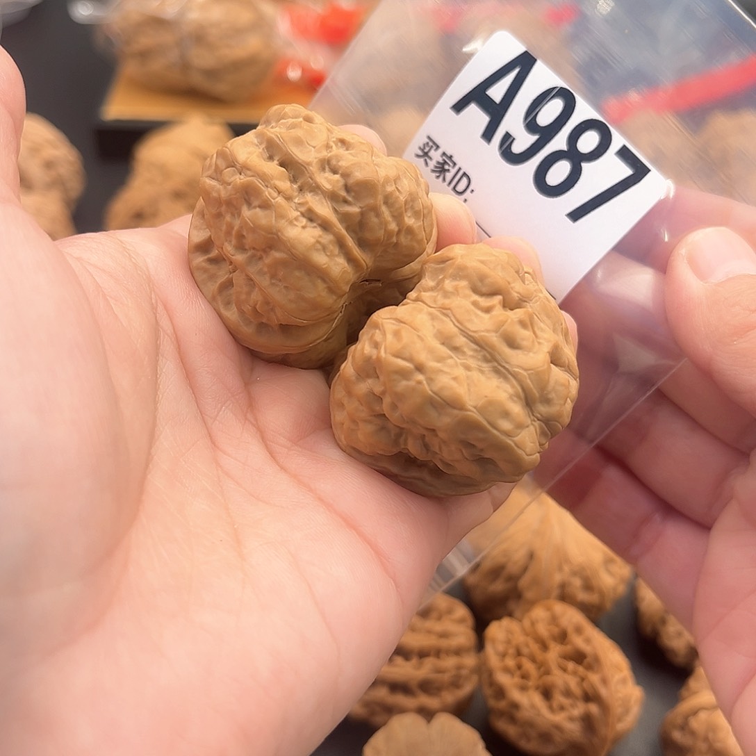 文玩核桃把件G****i蛙蛙精品38肚42