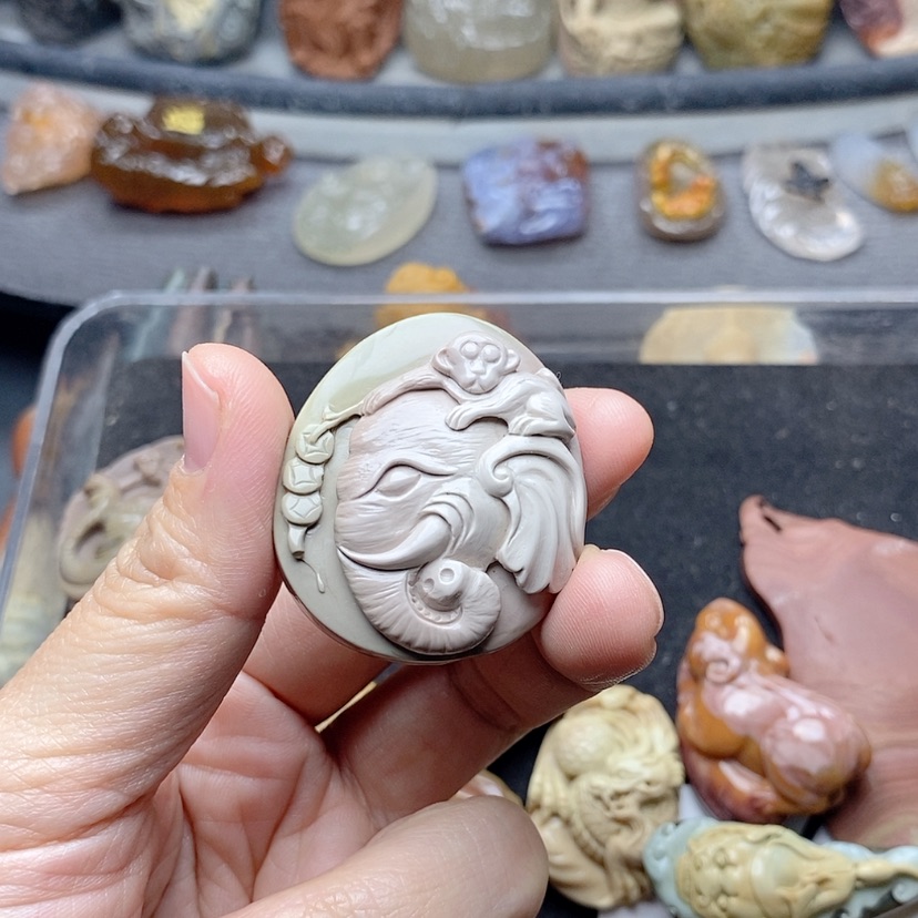 【闪购商品】定制石英质玉吊坠未镶嵌