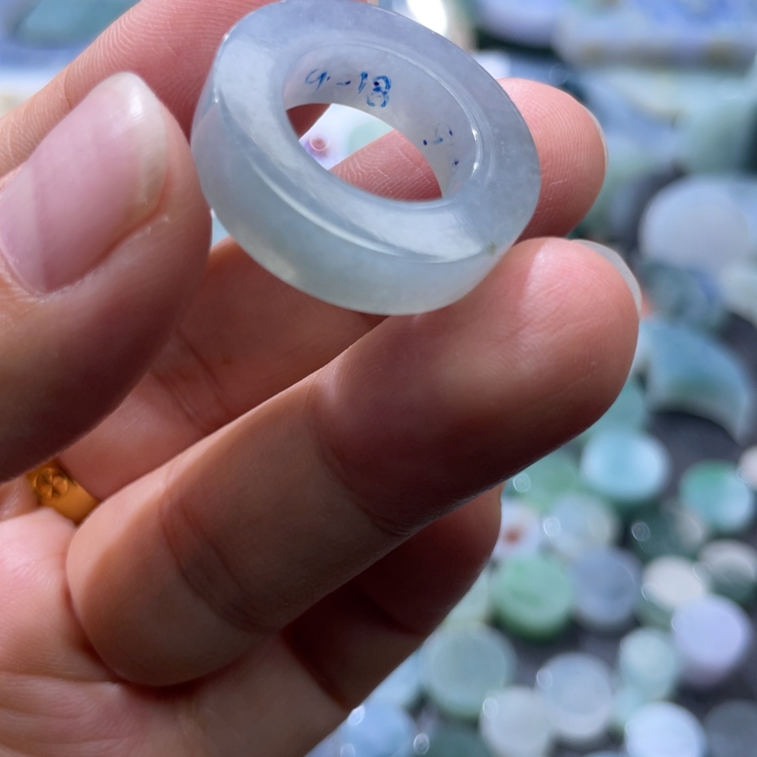定制翡翠未镶嵌天然翡翠9-18冰蓝