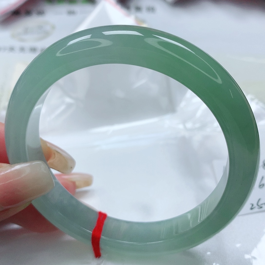 【闪购商品】翡翠手镯未镶嵌缅甸天然A货翡翠