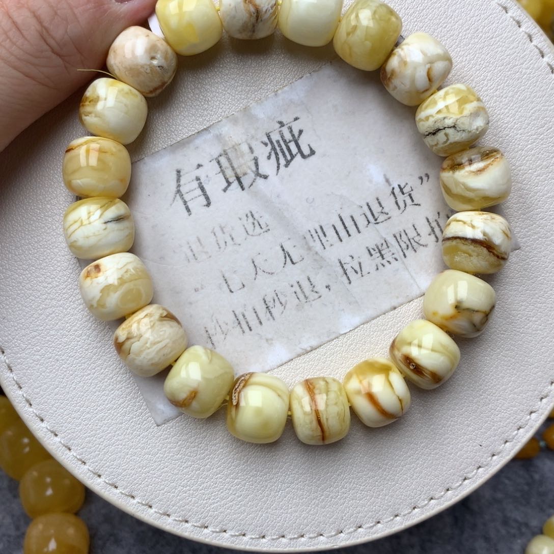 琥珀未镶嵌珠宝奇石52