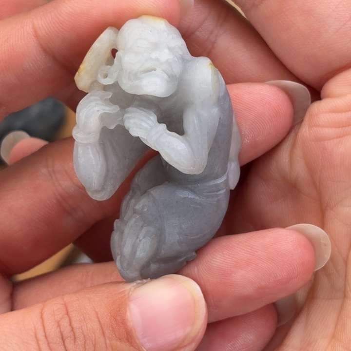 太***急和田玉未镶嵌颈饰