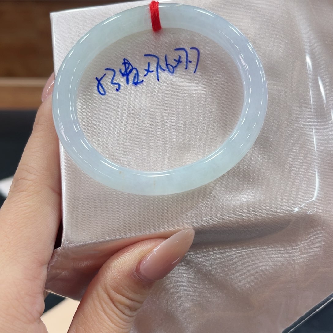 未镶嵌手镯翡翠翡翠