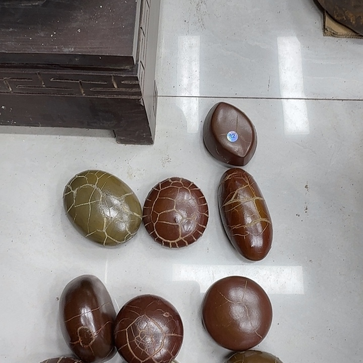 老***人石材龟纹石，玲珑石