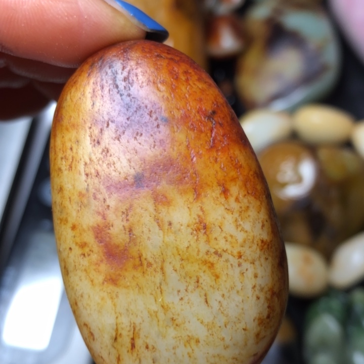 和田玉未镶嵌珠宝奇石