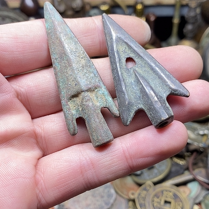 张***乐小杨推荐的铜物件一个