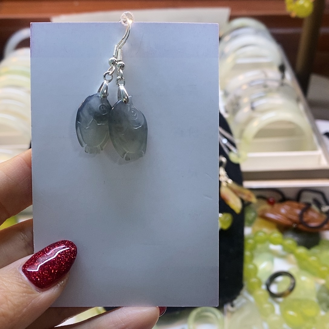 蛇纹石玉手镯未镶嵌果*