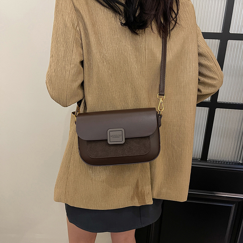 跨境气质女士单肩包女包2025新款网红爆款小方包复古高级感斜挎包