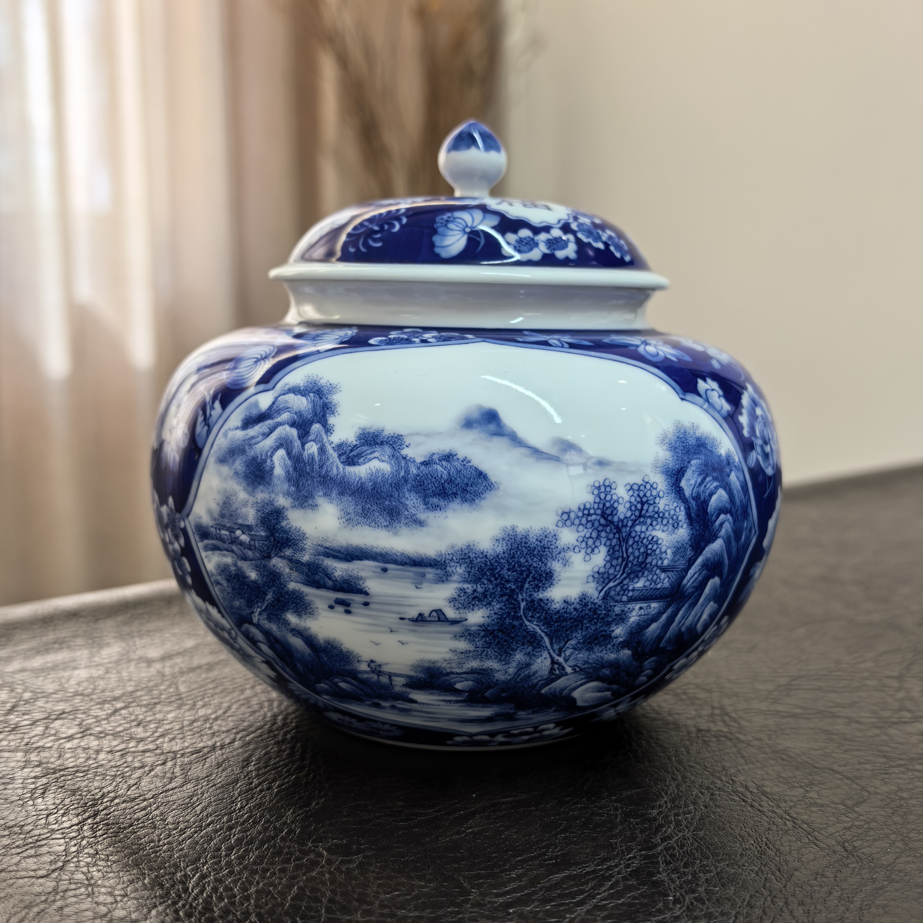 景德镇 彬情一品 王晨风手绘青花万花开窗山水茶叶罐茶仓