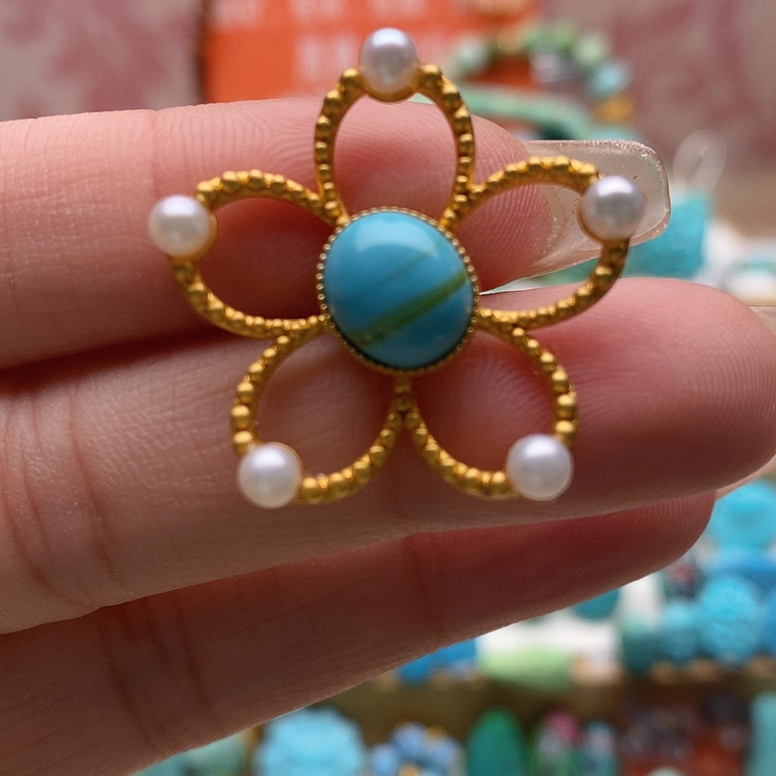 绿松石18K金镶嵌饰品