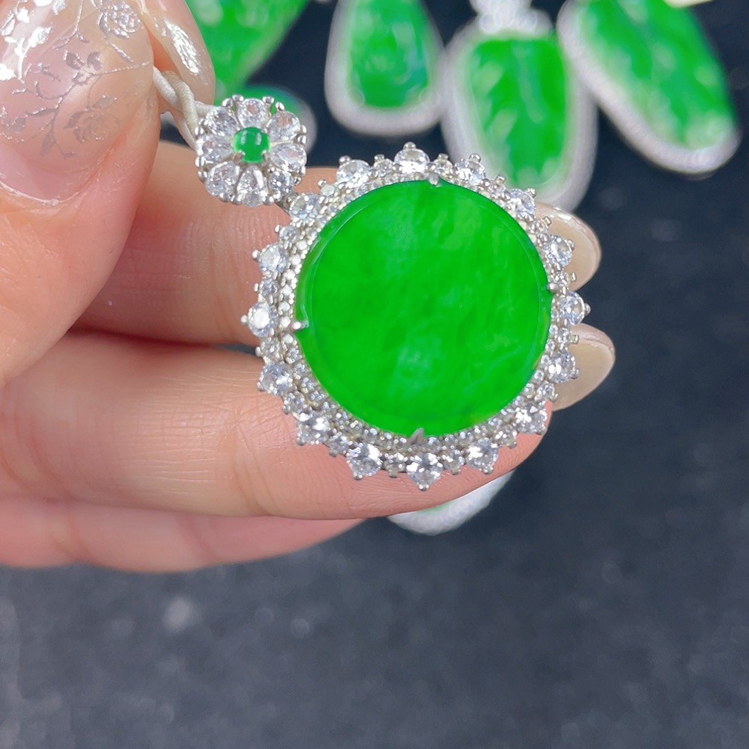 翡翠吊坠(不含链)银S925镶嵌