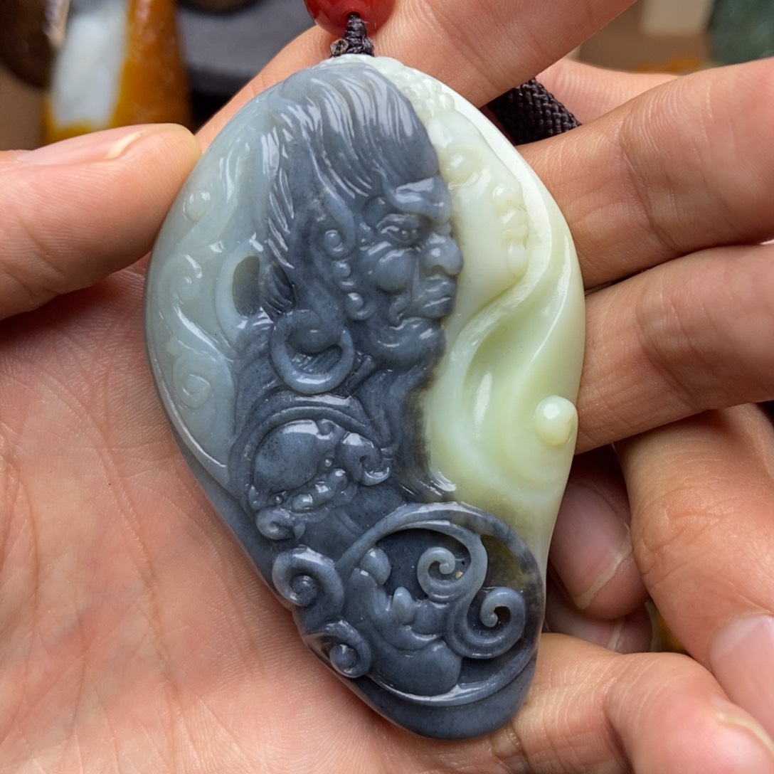 和田玉挂件未镶嵌