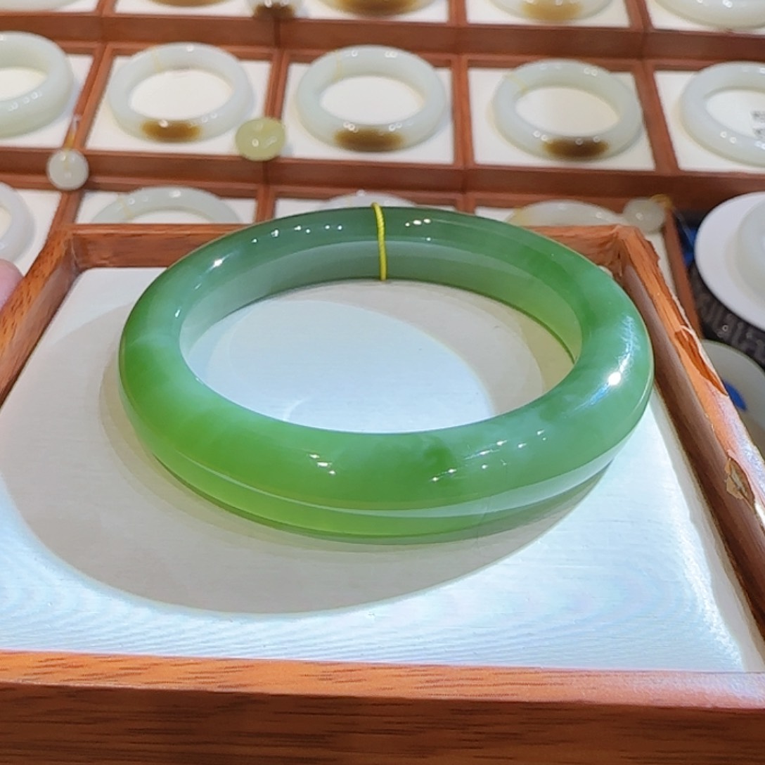 和田玉手镯未镶嵌老坑俄碧白猫粉青51 52 53