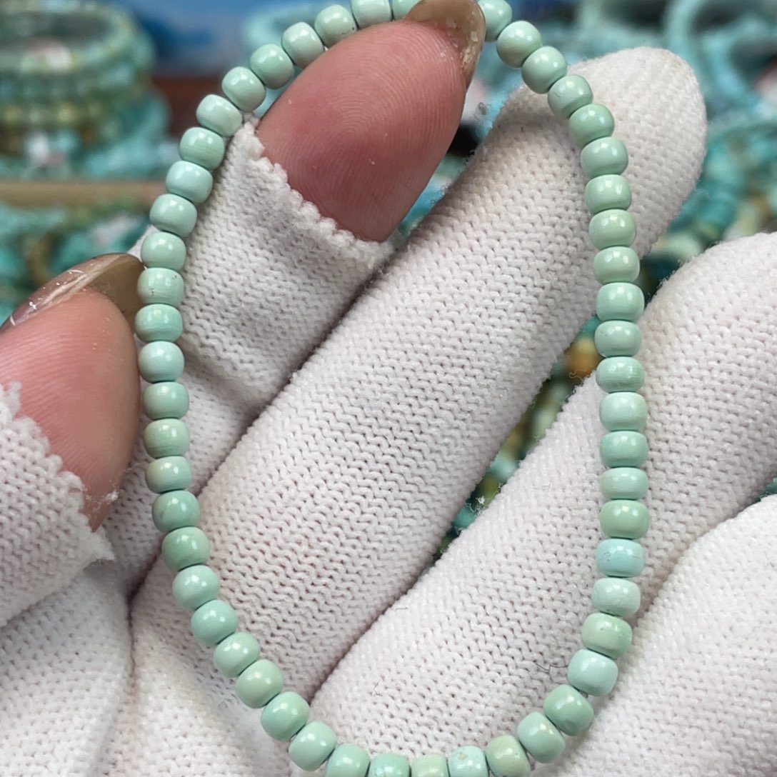 绿松石未镶嵌挂件