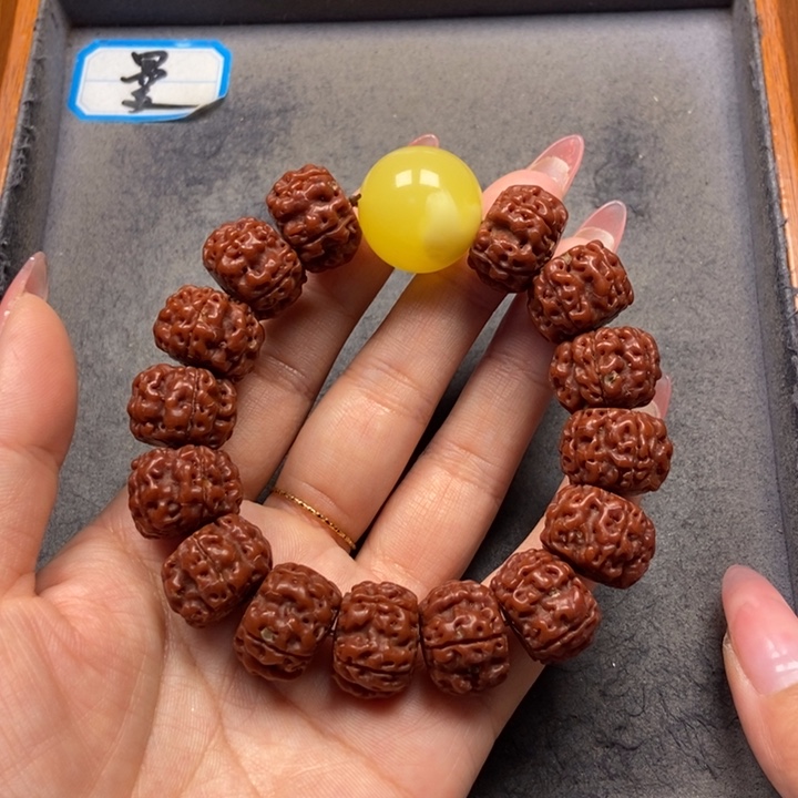 金刚菩提吊坠菩提