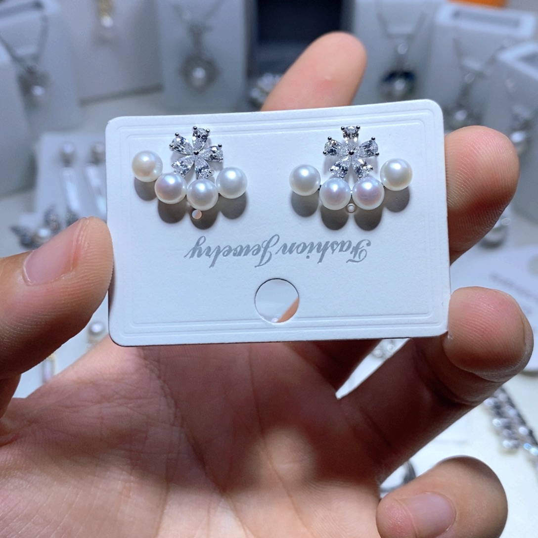 耳饰未镶嵌淡水珍珠