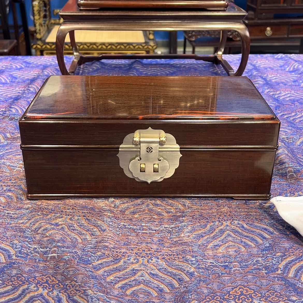 【闪购商品】红酸枝木类成套家具盒子