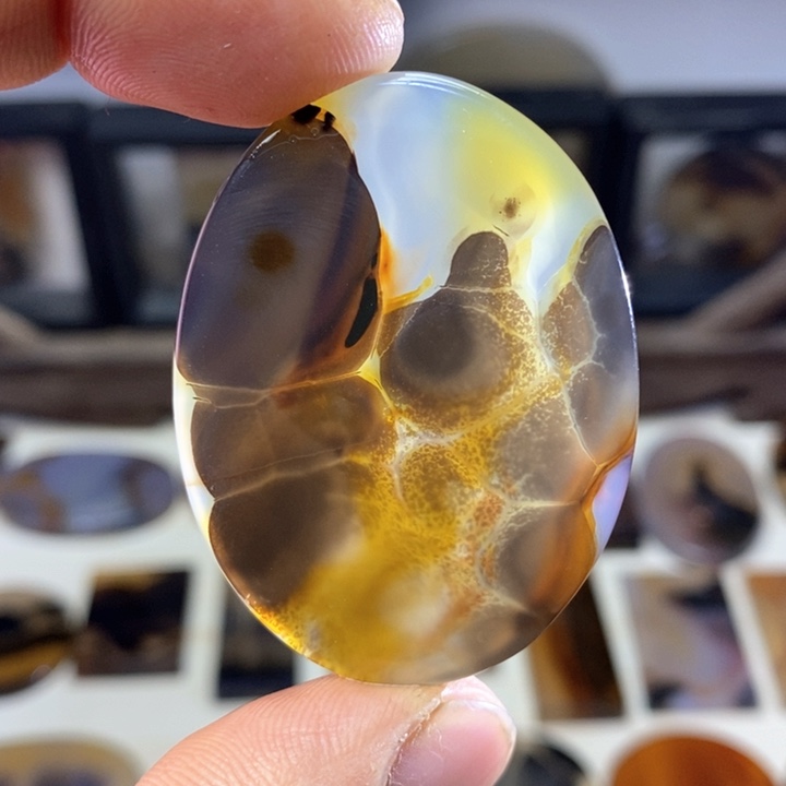 玛瑙/玉髓颈饰未镶嵌