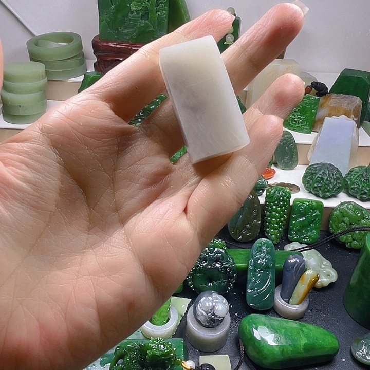 未镶嵌和田玉珠宝半成品