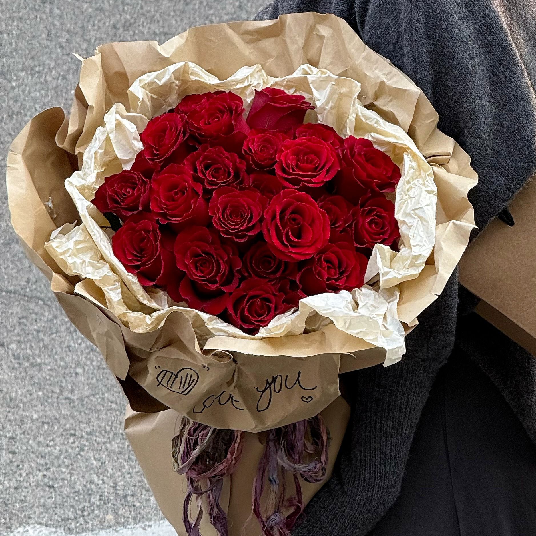 【心动时刻】21朵红玫瑰花束送女友礼物情人节礼物情人节花束礼物生日鲜花花店送花上门情人节鲜花小时达