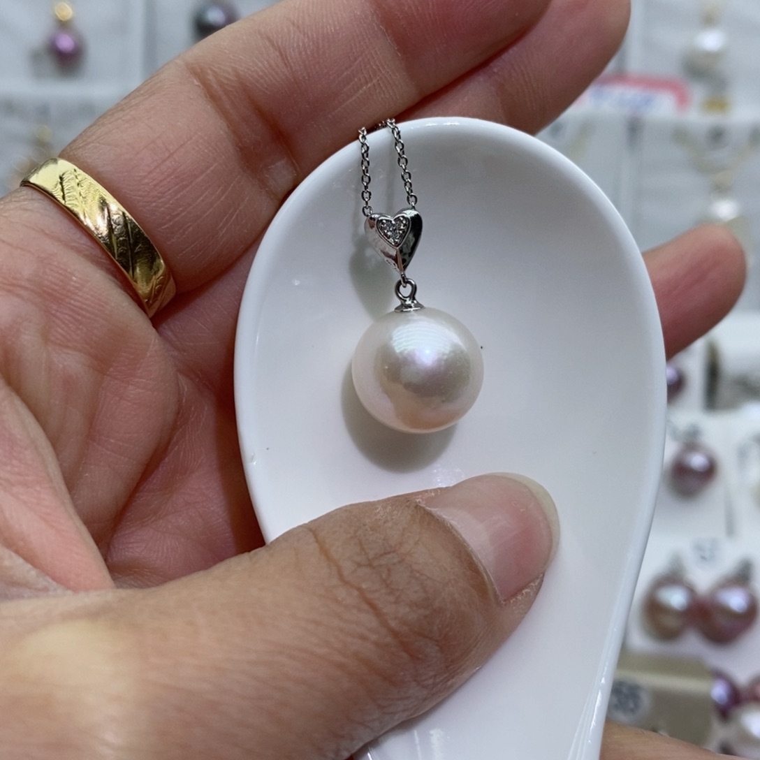 淡水珍珠吊坠(赠链)银S925镶嵌