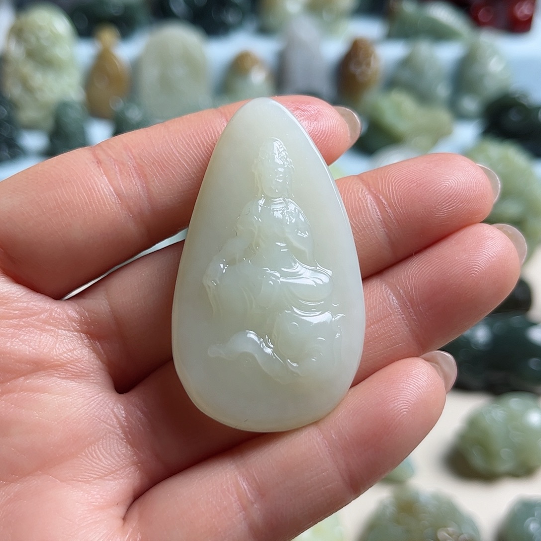 和田玉未镶嵌挂件