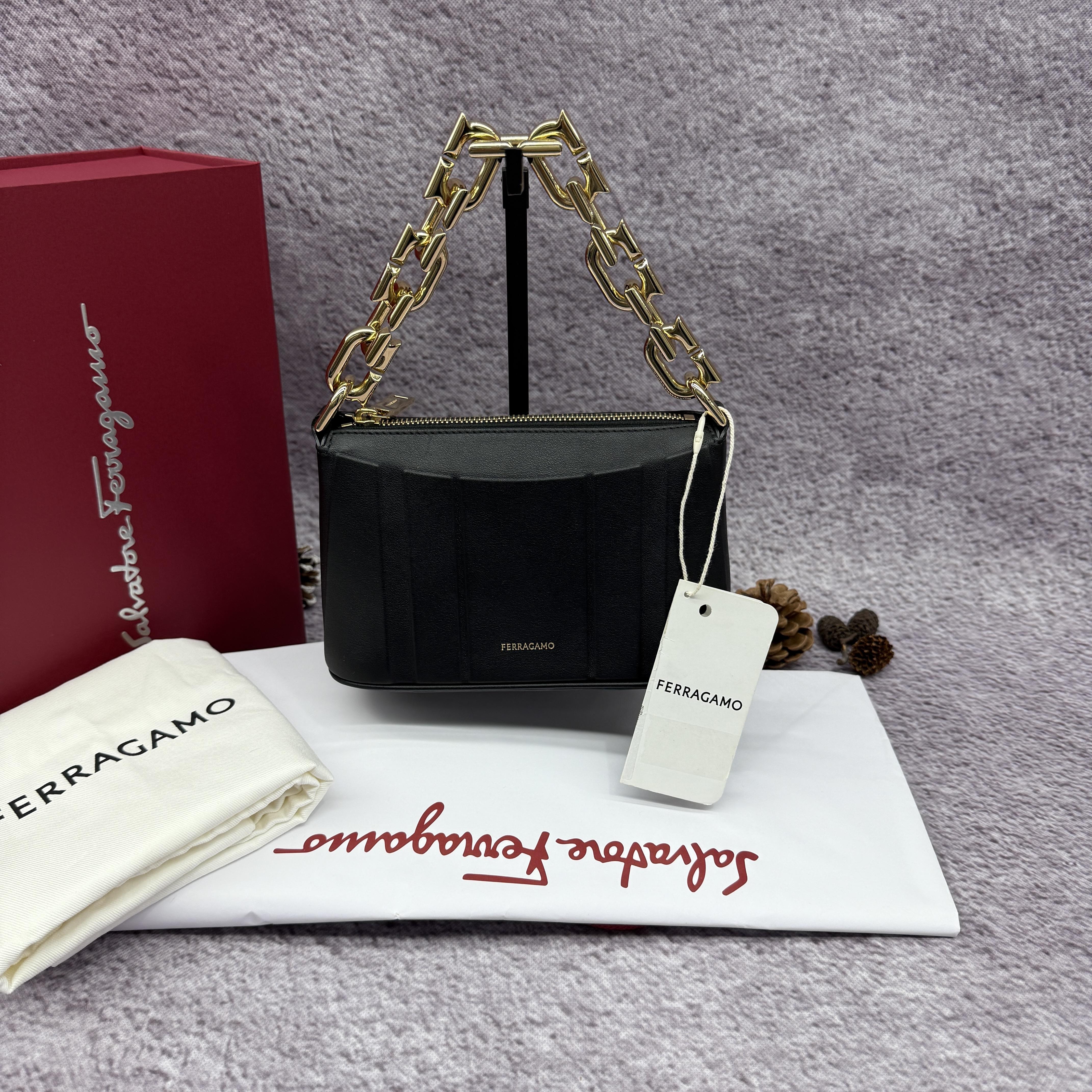 95新 FERRAGAMO/菲拉格慕 95新/菲拉格慕/C18677744854/包包