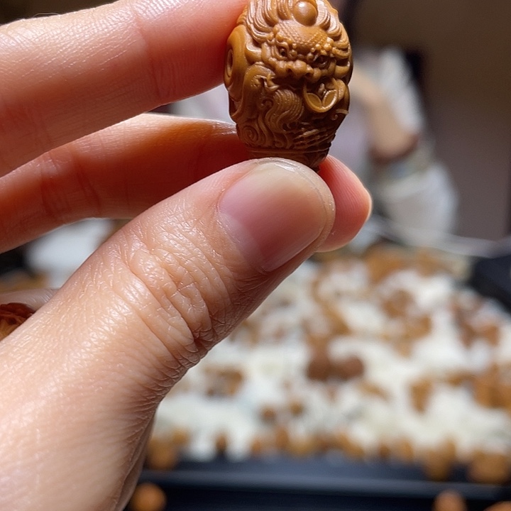 橄榄核吊坠貔貅 三通